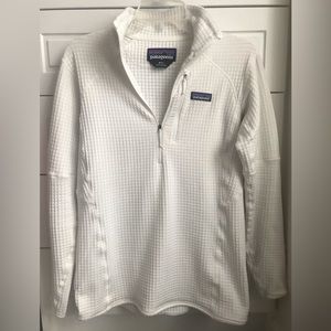 Patagonia Women’s R1 Fleece Pullover, Size M
